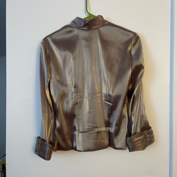 VINTAGE button down - Picture 4 of 5